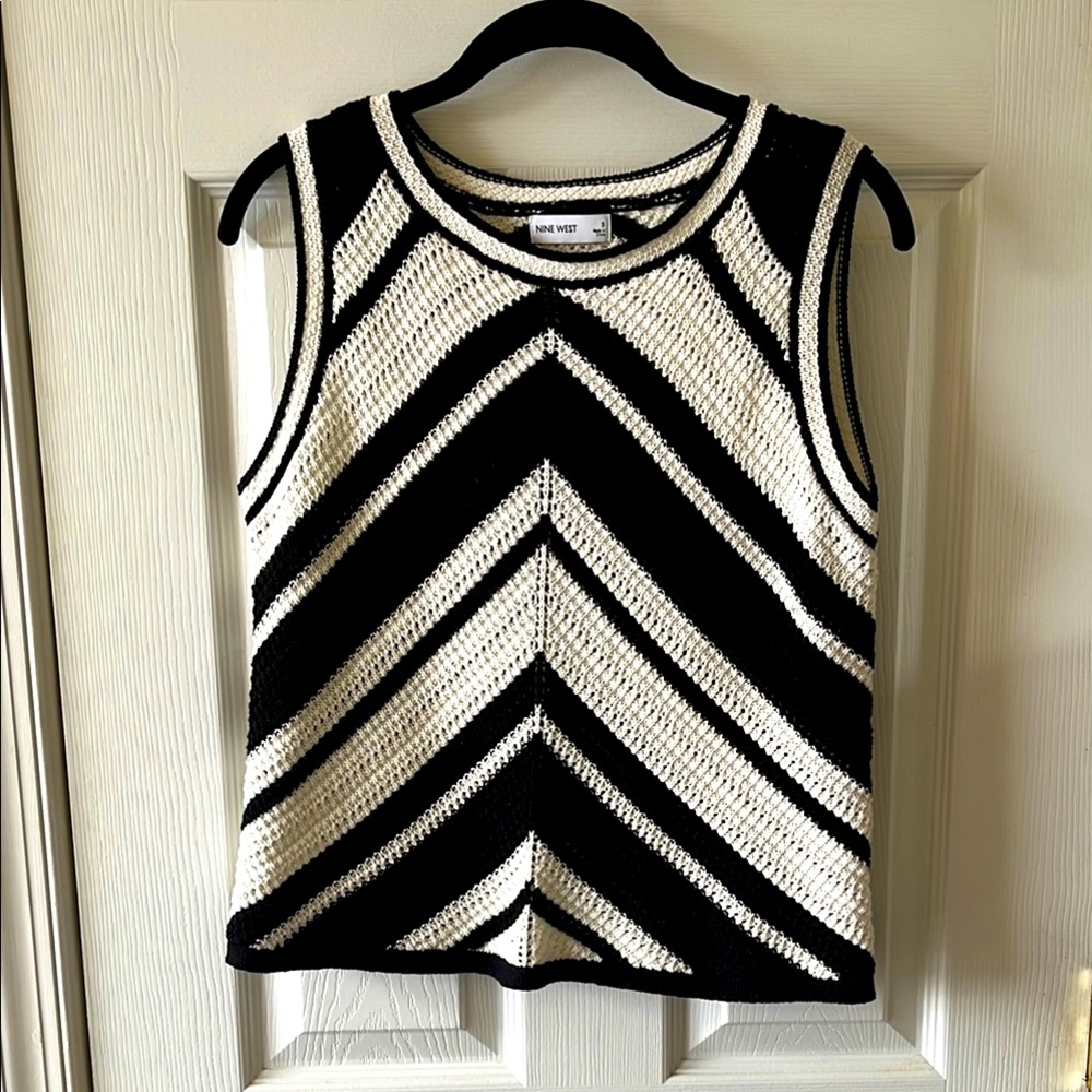 Nannette Black and White Chevron Knit Top